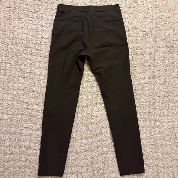 Lululemon Commission Warpstream Slim Fit Pant - Dark Olive - Size 30 - Picture 7 of 7